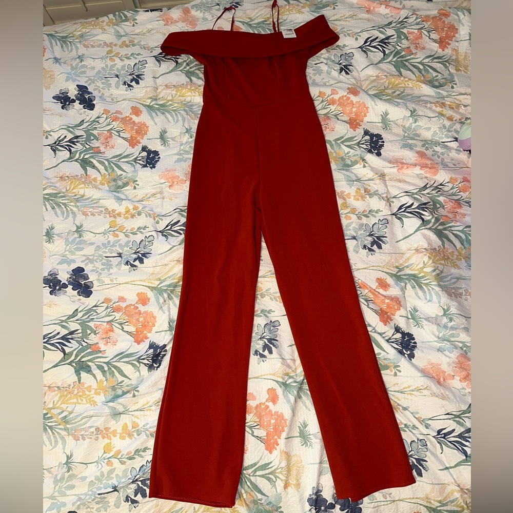 NWT Off-Shoulder Jumpsuit With Adjustable Straps